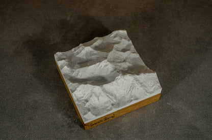 Relief "Chêne" Mont Everest